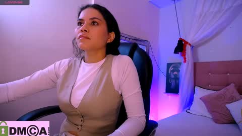 natasha online show from February 5, 1:11 pm