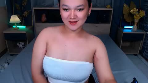 Snapshot of natasha_santiago5 chatting on September 24, 8:13 am natasha_santiago5 online show from September 24, 8:13 am