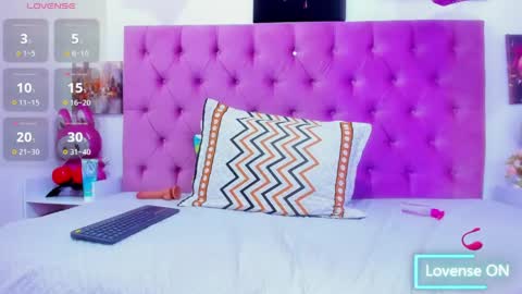 natasha_wishx online show from May 22, 1:58 am