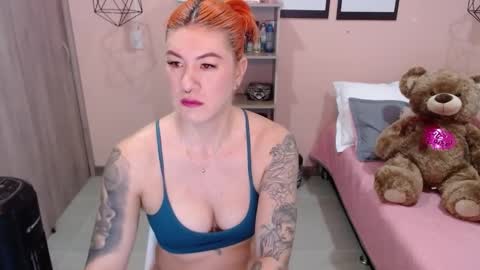 Snapshot of natasha_woo chatting on February 6, 11:20 am Nat online show from February 6, 11:20 am