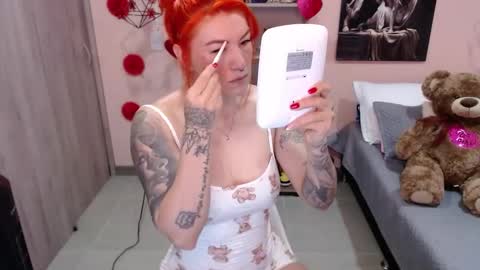 Snapshot of natasha_woo chatting on February 20, 11:53 am Nat online show from February 20, 11:53 am