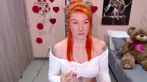 Snapshot of natasha_woo chatting on March 1, 11:06 am Nat online show from March 1, 11:06 am