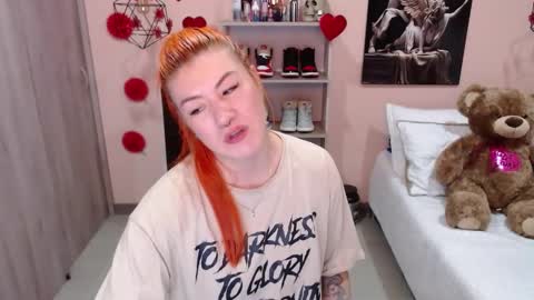 Snapshot of natasha_woo chatting on March 10, 11:27 pm Nat online show from March 10, 11:27 pm
