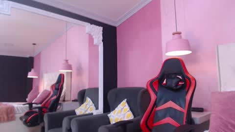 natashabrinkley online show from September 25, 3:05 am