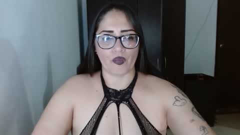 Natasha Smithe  online show from May 12, 1:14 am