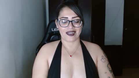 Natasha Smithe  online show from May 18, 12:31 am