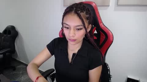 Snapshot of natashax_hot chatting on October 2, 9:09 pm Natashax online show from October 2, 9:09 pm
