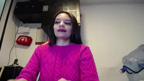 Snapshot of natashax_hot chatting on September 19, 8:30 pm Natashax online show from September 19, 8:30 pm