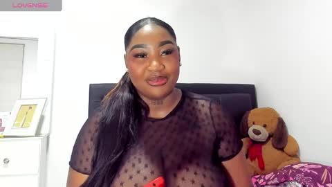 Snapshot of natassha_brown chatting on March 10, 11:27 pm Natassha online show from March 10, 11:27 pm