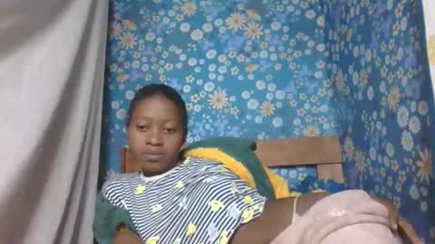 nathalia069 online show from May 14, 6:41 am