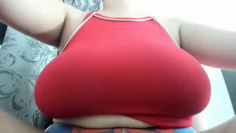     NATHALIA online show from May 8, 6:10 pm