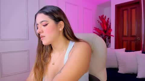 NATHALIE online show from May 26, 11:20 am