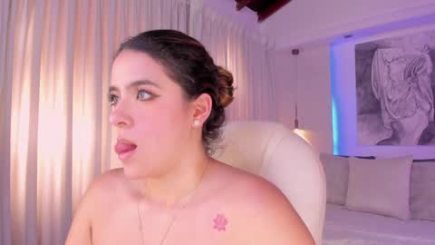 NATHALIE online show from May 15, 4:54 pm