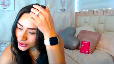 Nathalie Rose online show from May 29, 1:09 pm