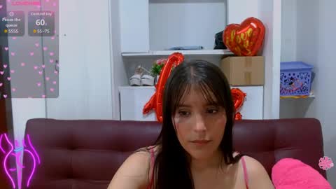 nathaly online show from April 7, 11:56 am