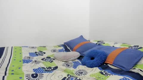 Snapshot of nathaly_love96 chatting on January 7, 7:17 pm Nathaly online show from January 7, 7:17 pm