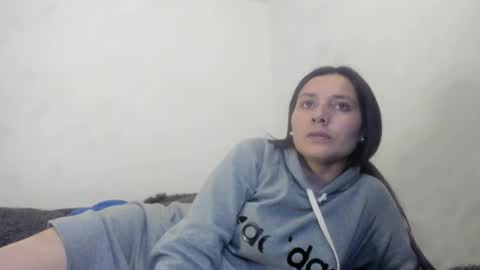 Snapshot of nathaly_love96 chatting on September 27, 8:27 pm Nathaly online show from September 27, 8:27 pm