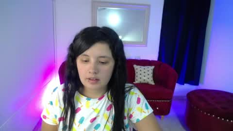 nathaly low online show from May 23, 4:05 pm