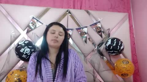 nathaly low online show from October 15, 2:25 am