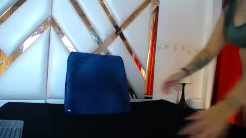 Nathaly sweet online show from May 11, 2:45 pm