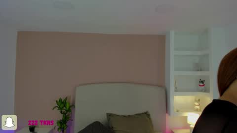 NATHALY  online show from April 9, 10:53 am