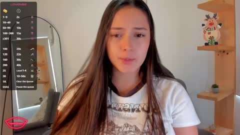 Snapshot of nathalyxx_ chatting on December 12, 2:22 pm nathalyxx_ online show from December 12, 2:22 pm