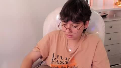 nathalyy_ds online show from May 15, 8:33 pm