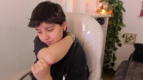 nathalyy_ds online show from May 3, 7:28 pm
