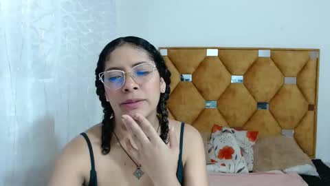 nathy_voyeur online show from March 16, 3:09 am