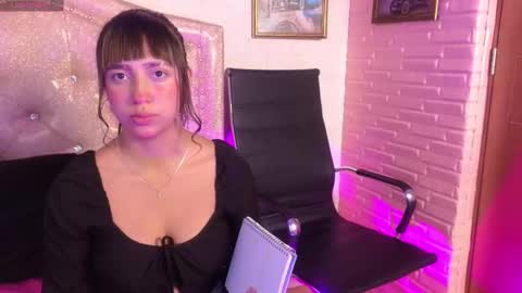 Natalia Torres online show from February 19, 11:28 am