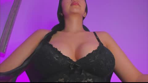 Nathyy online show from May 9, 2:57 am