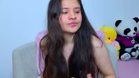 Naty  online show from November 17, 9:10 am