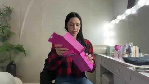 NATTY FIERROS online show from May 15, 8:55 pm