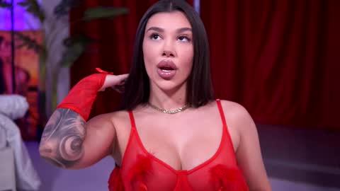 Naty online show from December 21, 8:02 pm