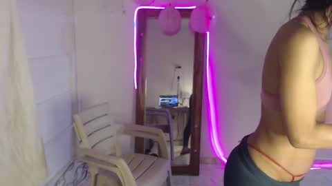 Stella Mcqueen online show from March 5, 10:38 pm