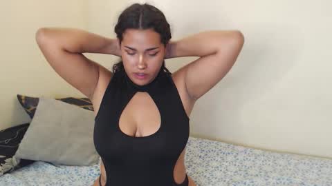 Eimy online show from November 9, 9:11 pm