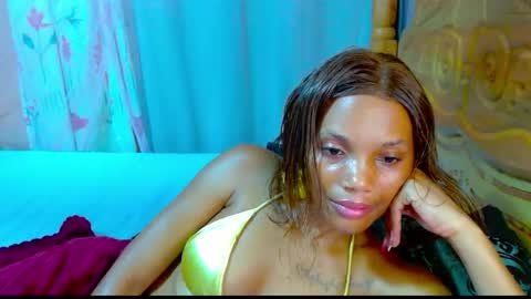 naughtyxoxo online show from May 16, 2:03 am