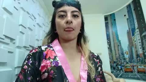 Kitten online show from February 5, 12:08 pm