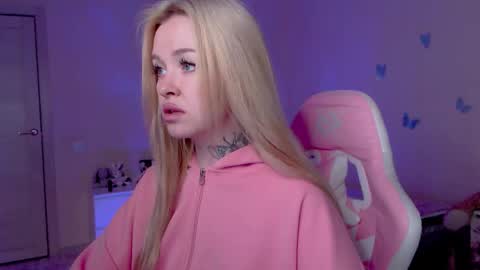 Mable online show from May 6, 1:31 am
