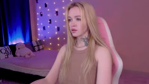 Mable online show from May 25, 1:48 am
