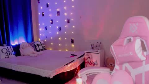 Mable online show from May 26, 1:49 am
