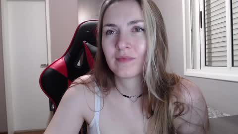 Ann online show from December 22, 1:55 am