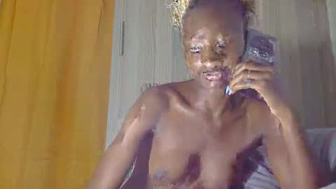 naughty_princess25 online show from October 22, 6:35 pm