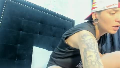 naughtyboy_rs online show from September 24, 3:38 am