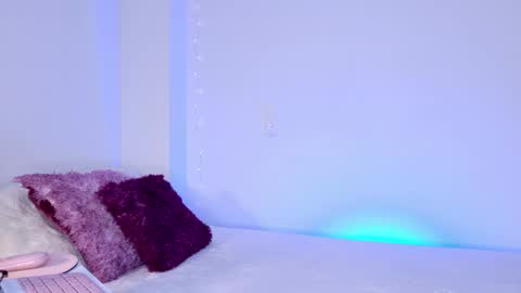      online show from May 17, 12:10 am