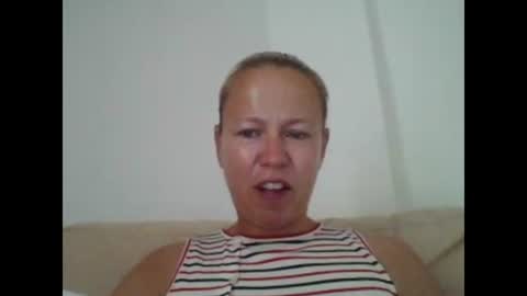 naughtyjennyblondeuk online show from May 28, 4:49 pm
