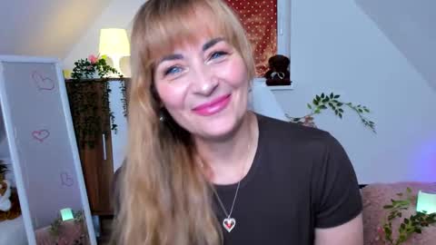 Milana - on air every day except Wednesday from 9 pm to 4 am European time online show from November 20, 8:54 pm