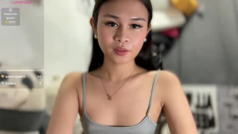 your girlfriend mira online show from May 6, 10:36 pm