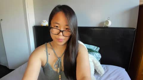 Gigi Chu  online show from October 6, 3:07 pm