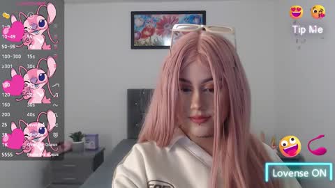 naughtyplayass online show from September 17, 6:39 pm